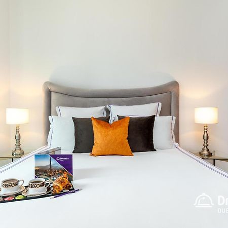 Dream Inn Apartments - Burj Residences Burj Khalifa View Дубай Екстериор снимка