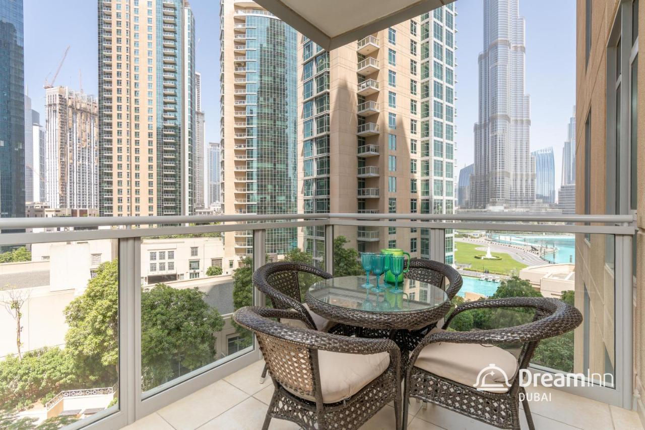 Dream Inn Apartments - Burj Residences Burj Khalifa View Дубай Екстериор снимка