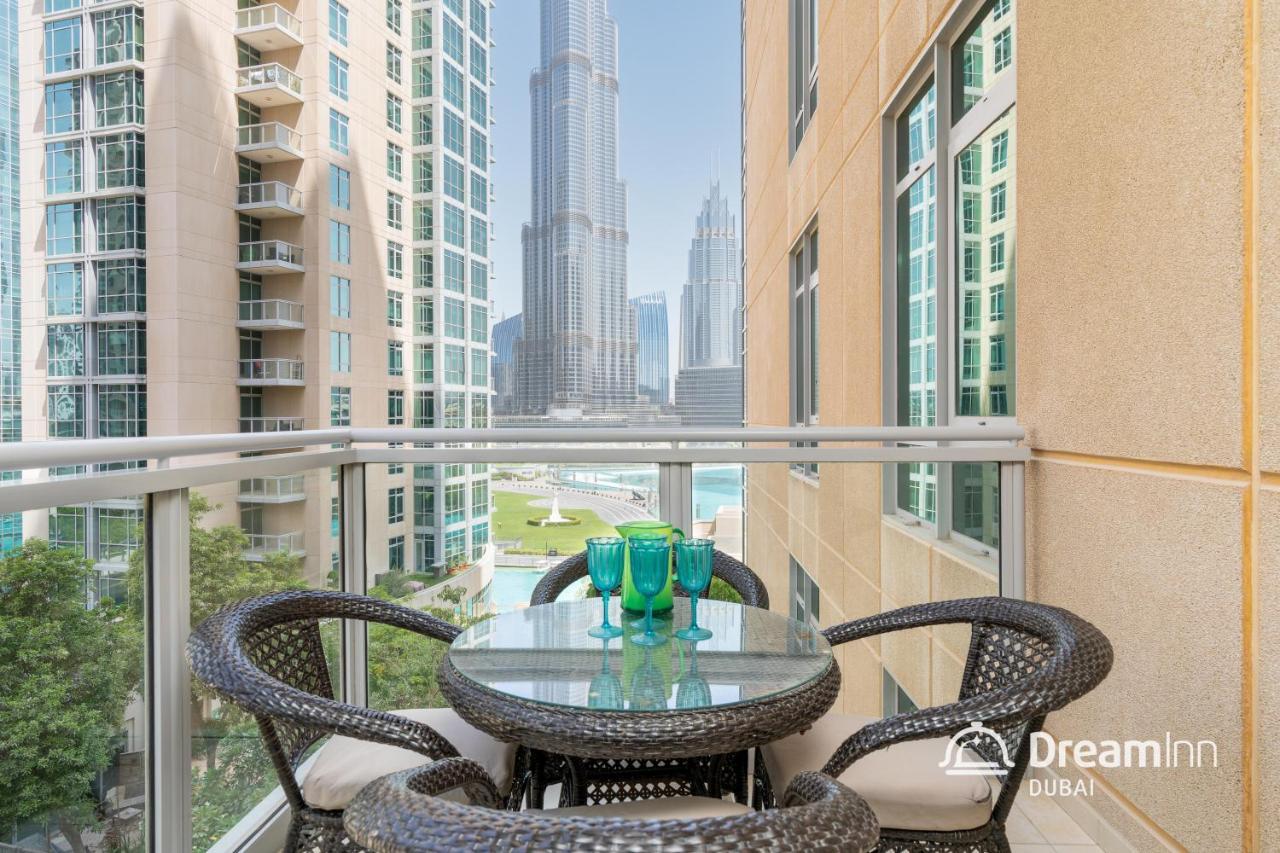 Dream Inn Apartments - Burj Residences Burj Khalifa View Дубай Екстериор снимка