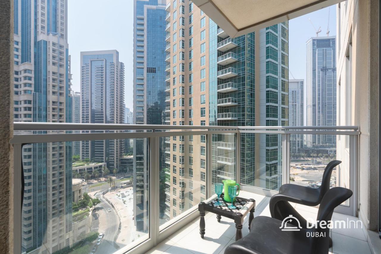 Dream Inn Apartments - Burj Residences Burj Khalifa View Дубай Екстериор снимка