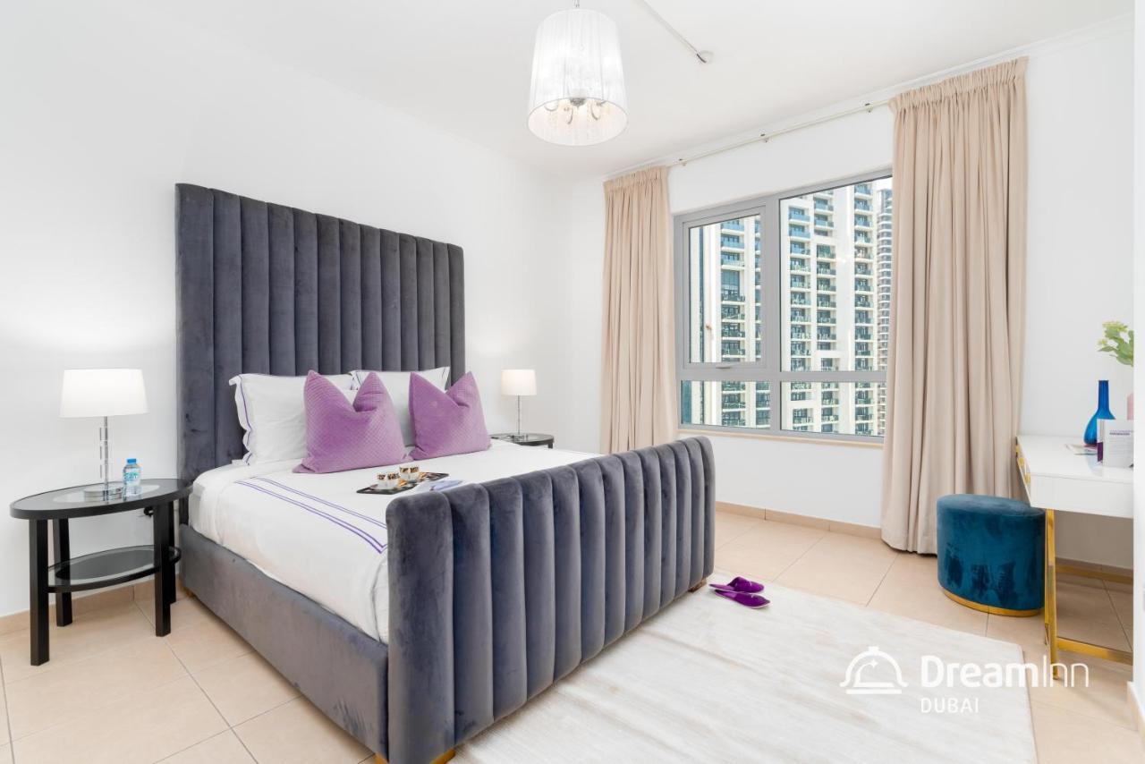 Dream Inn Apartments - Burj Residences Burj Khalifa View Дубай Екстериор снимка
