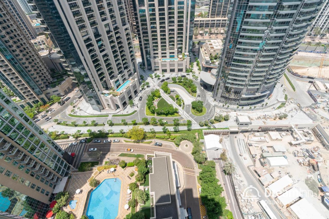 Dream Inn Apartments - Burj Residences Burj Khalifa View Дубай Екстериор снимка