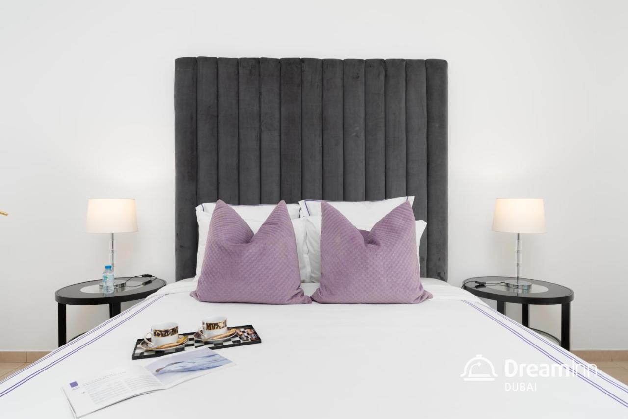 Dream Inn Apartments - Burj Residences Burj Khalifa View Дубай Екстериор снимка