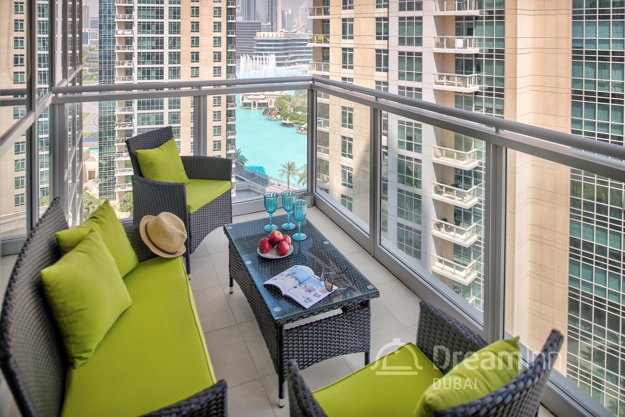Dream Inn Apartments - Burj Residences Burj Khalifa View Дубай Екстериор снимка