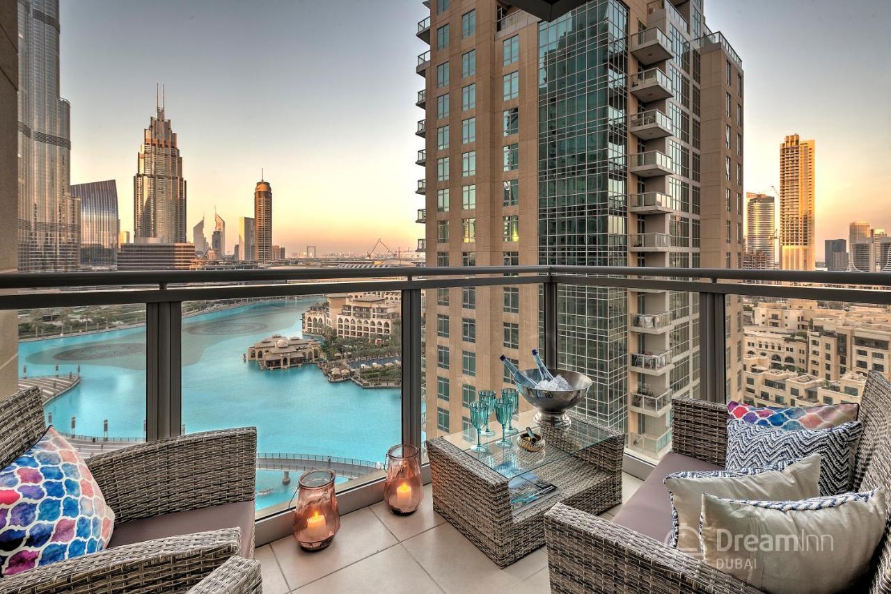 Dream Inn Apartments - Burj Residences Burj Khalifa View Дубай Екстериор снимка